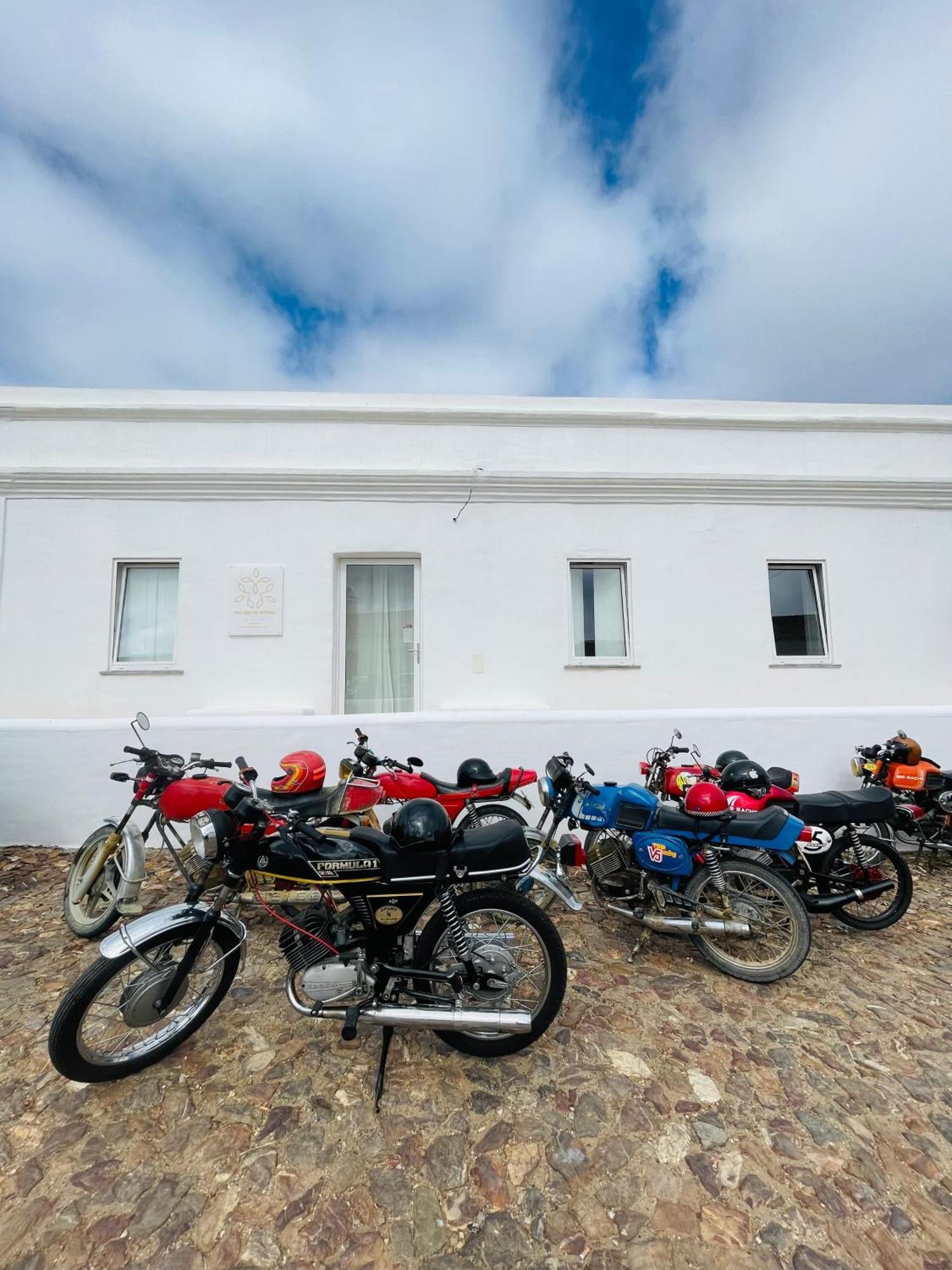 Uma Casa Em Entradas Guesthouse Экстерьер фото